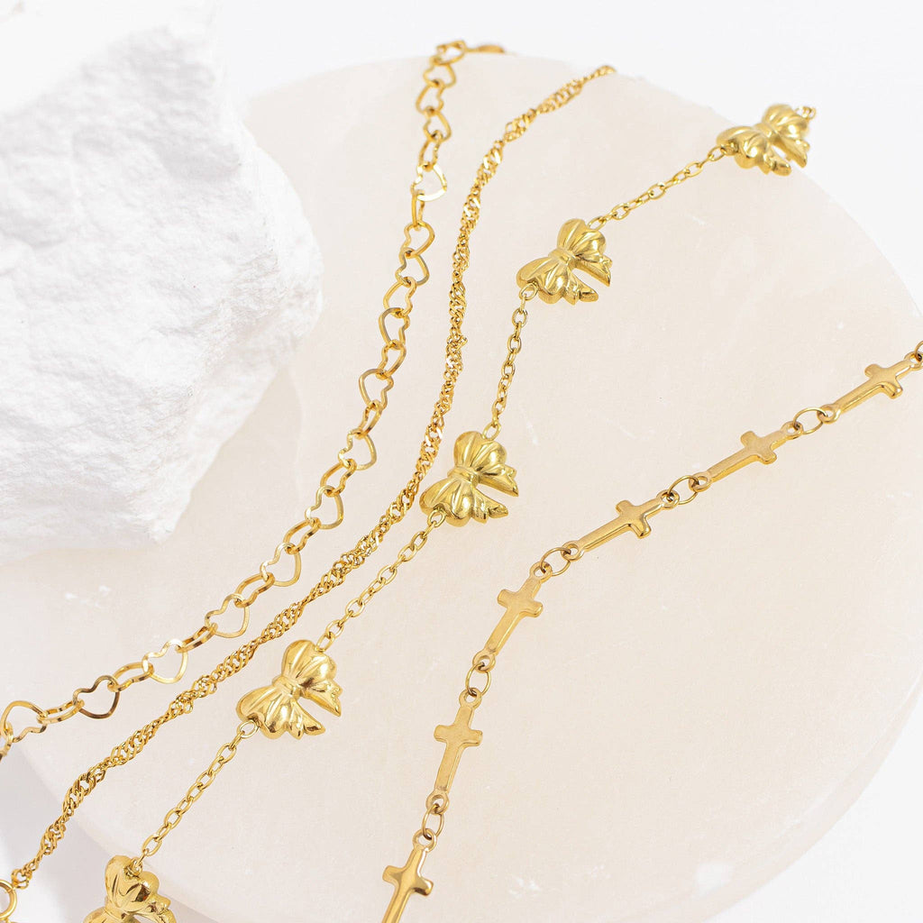 18K Gold PVD Stainless Steel Linked Heart Chain Bracelet