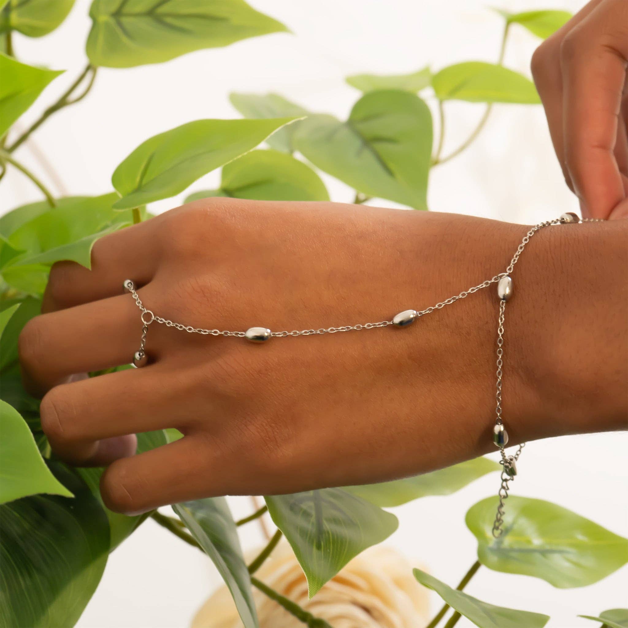 18K Gold PVD Stainless Steel Statement Bead Hand Chain