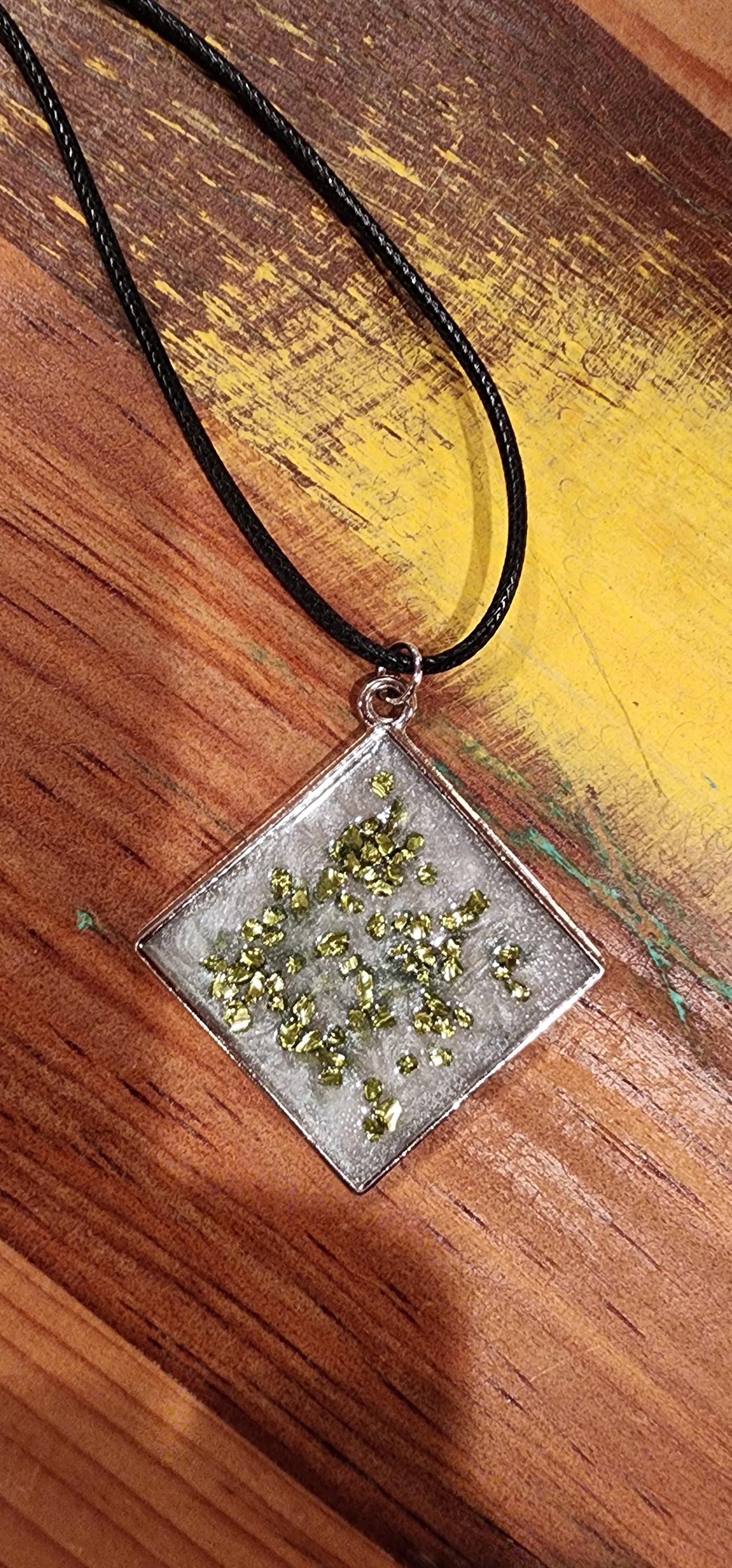 Green Crushed Glass Pendant Necklace