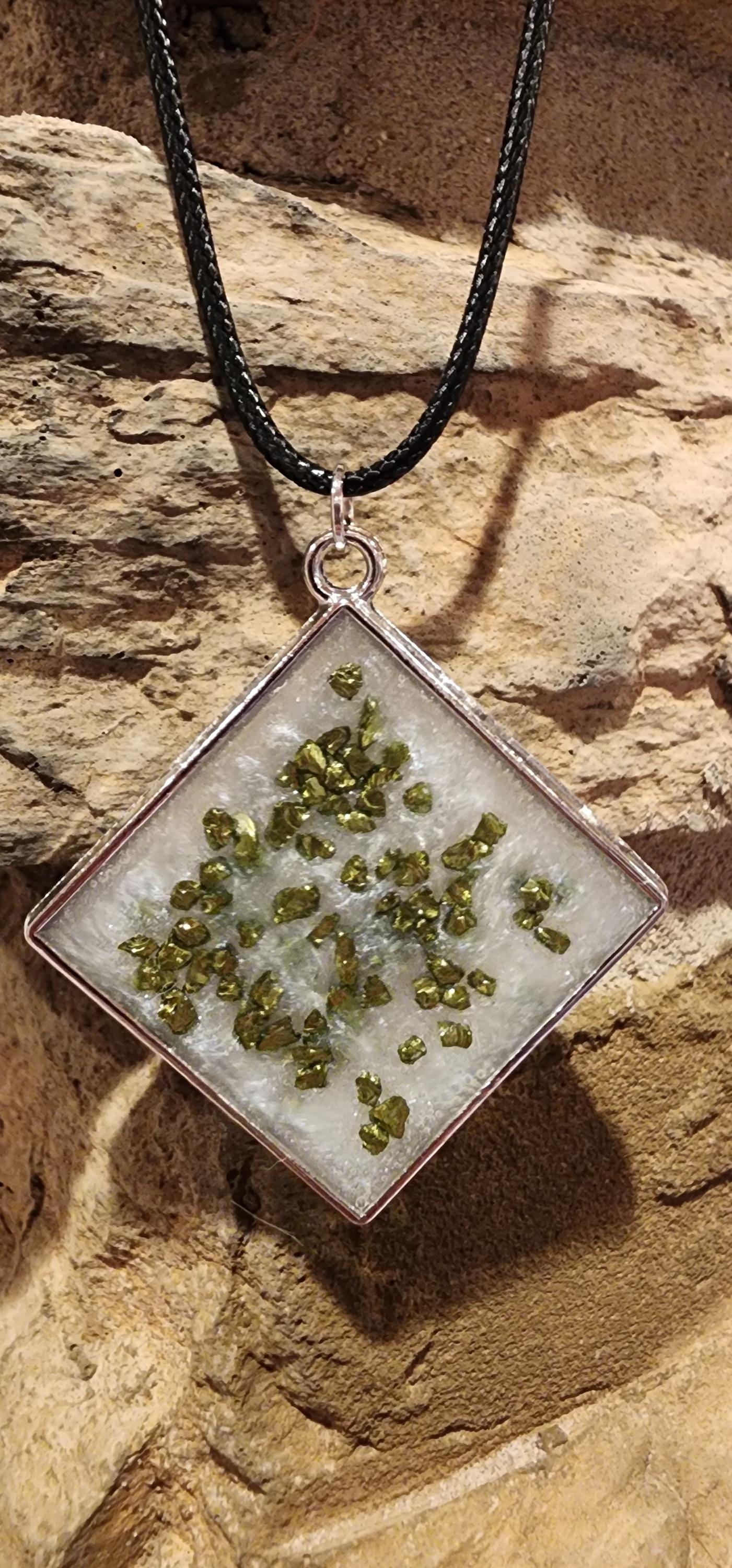 Green Crushed Glass Pendant Necklace