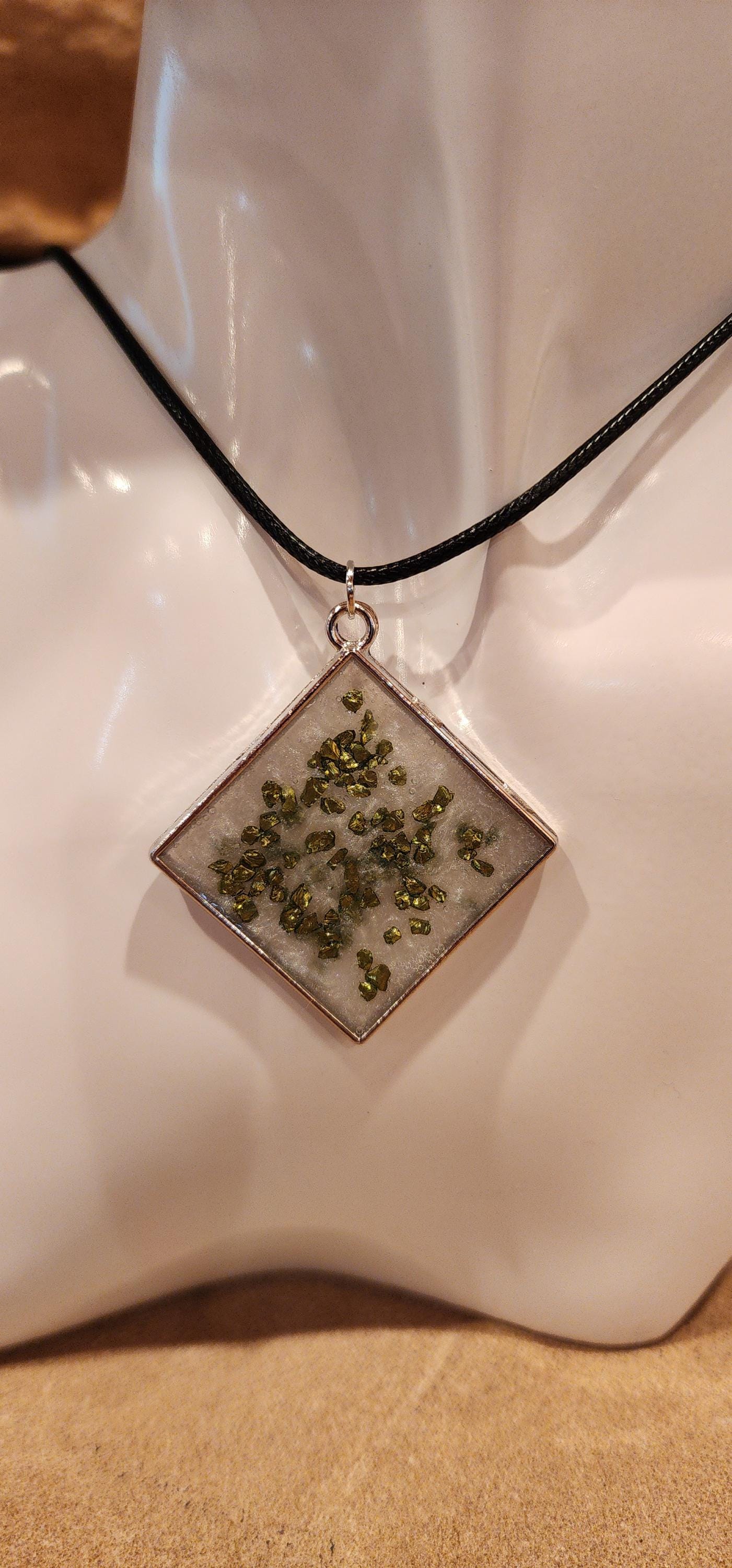 Green Crushed Glass Pendant Necklace