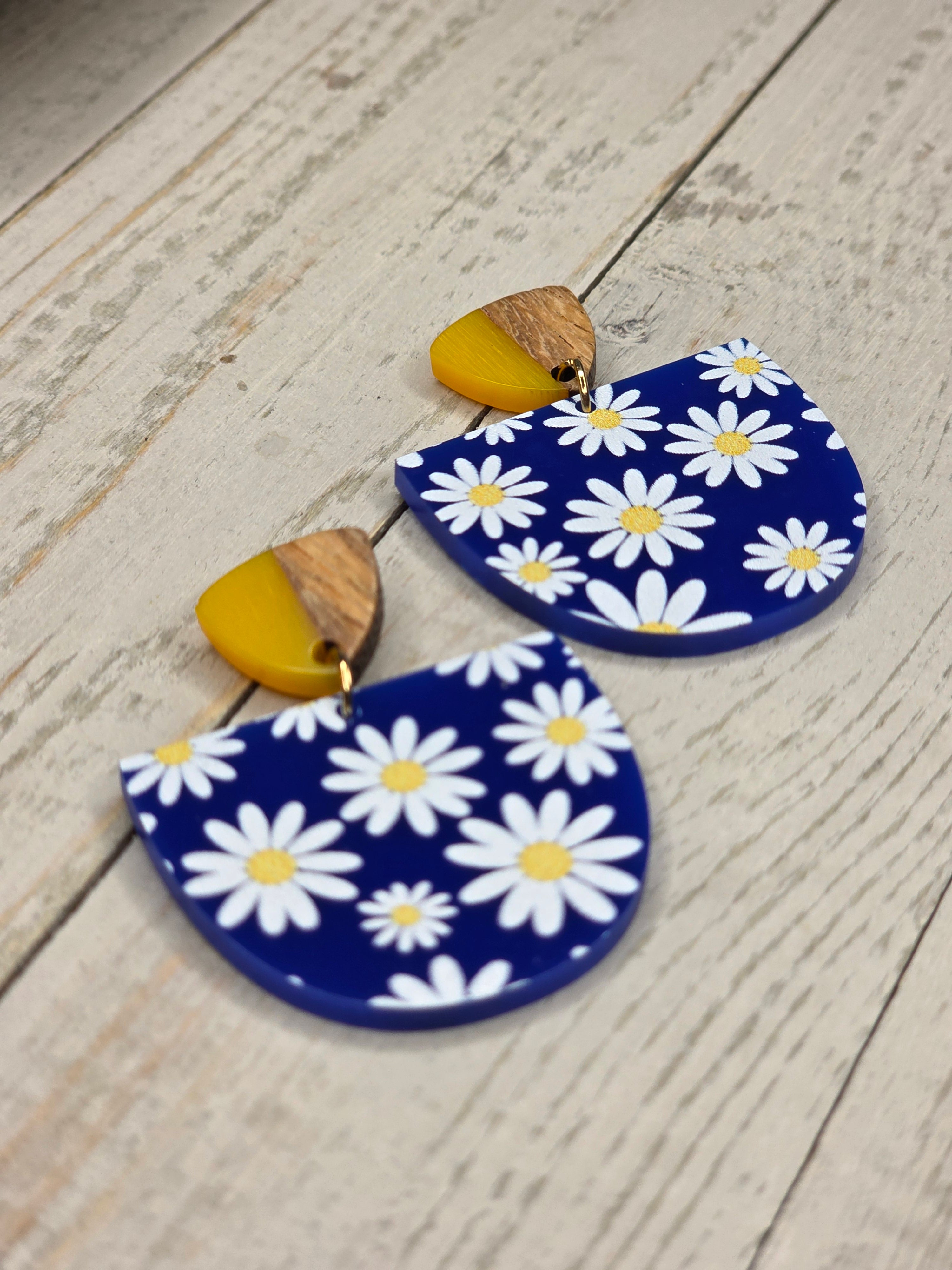 Daisy Acrylic & Wood Dangle Earrings