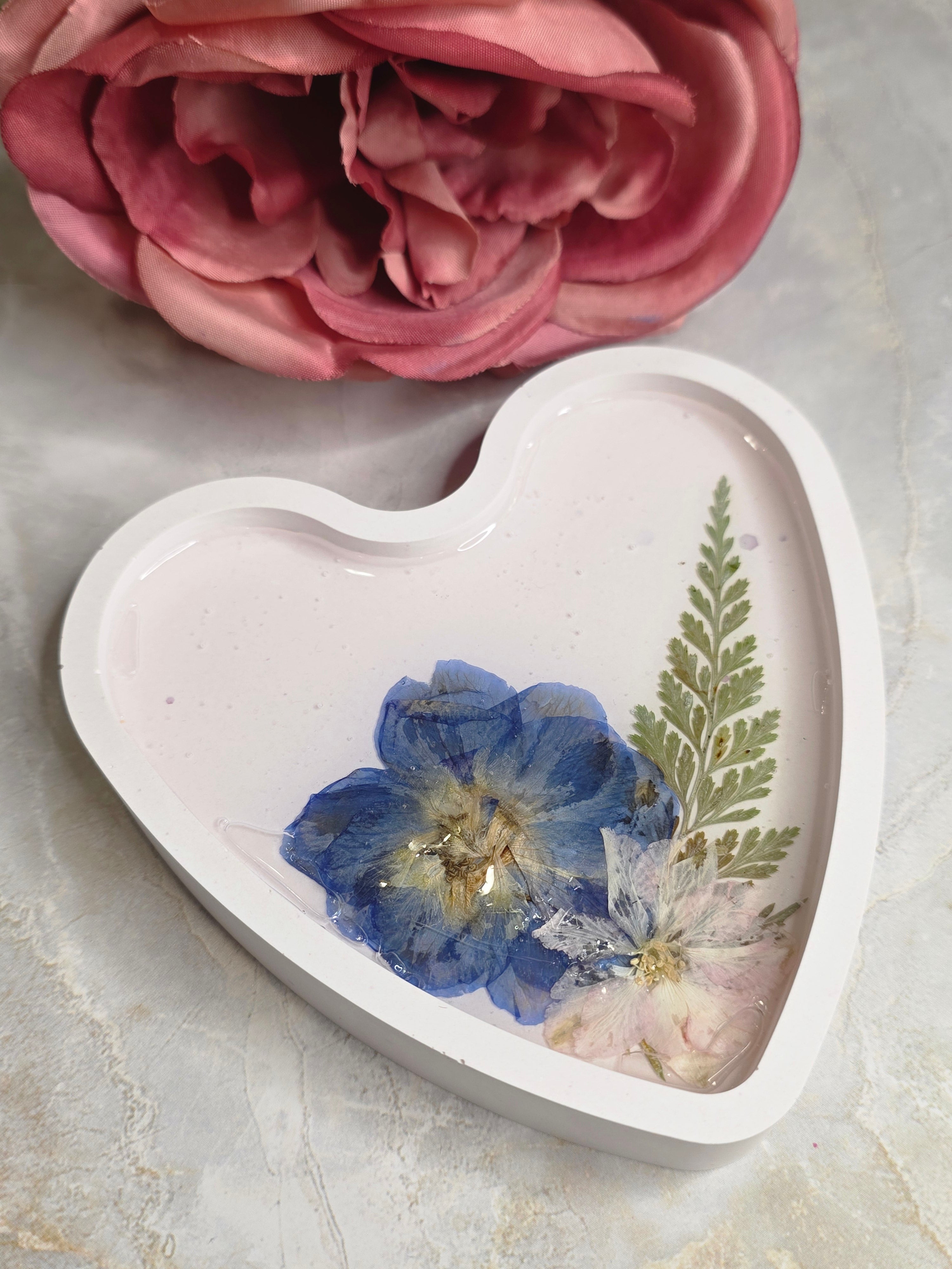 Pressed Flower Heart Trinket Tray | Eco Resin