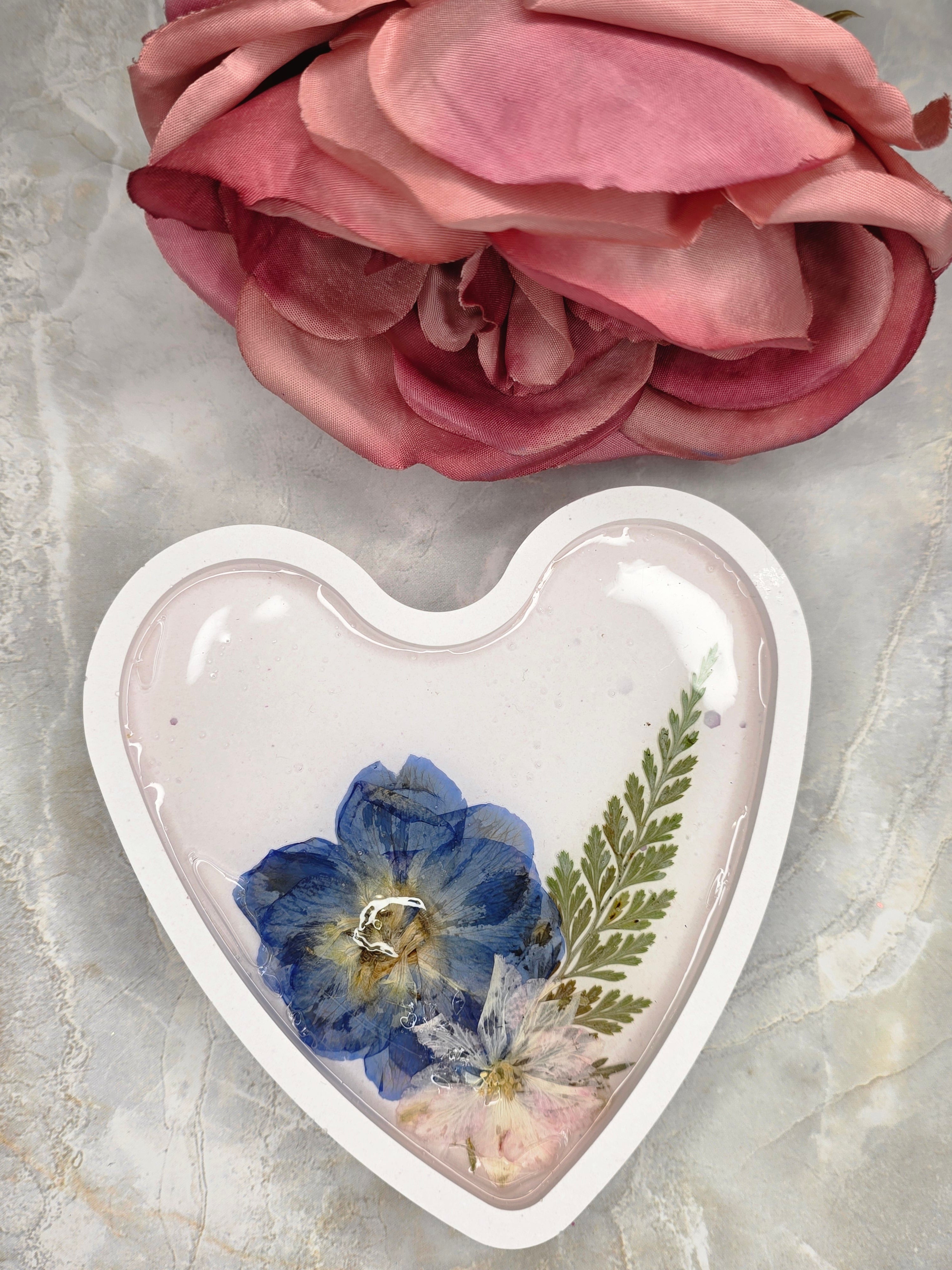 Pressed Flower Heart Trinket Tray | Eco Resin